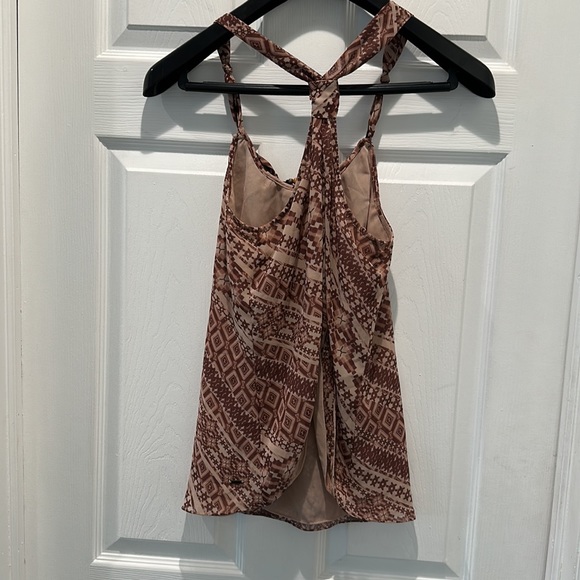 Guess Halter Pattern Size S - Picture 4 of 4